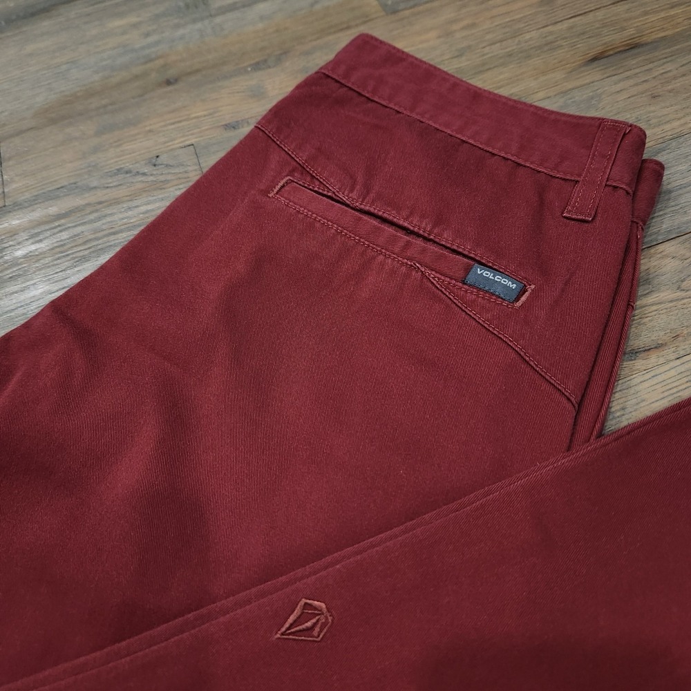 VOLCOM Vmonty burnt red twill Pants- 30- NEW- skateboard/surf lightweight chinos